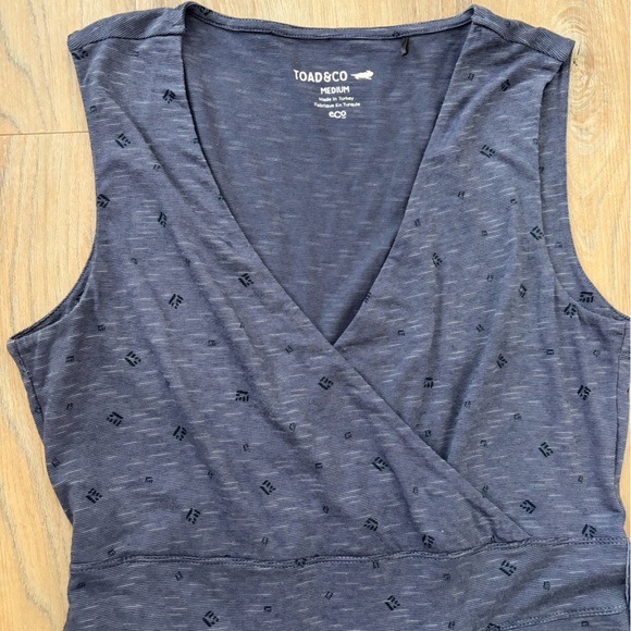 Toad&Co Navy Blue Midi Dress in size Medium fun dot pattern with tie waist - Picture 3 of 7